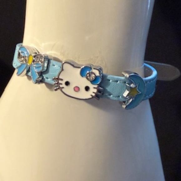 Hello Kitty slide bracelet - Picture 1 of 5